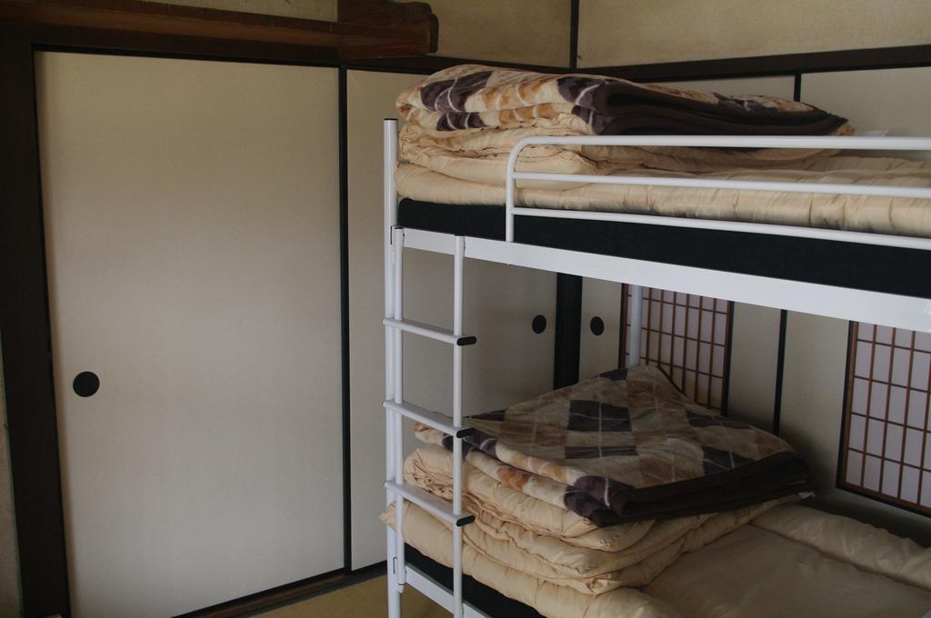 Kominka Guesthouse Hagi Akatsukiya Zimmer foto